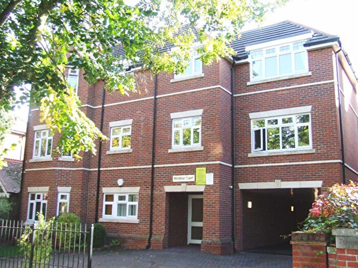 2 Bedroom Flat To Rent In Devonshire Road, Sutton, Surrey, SM2
