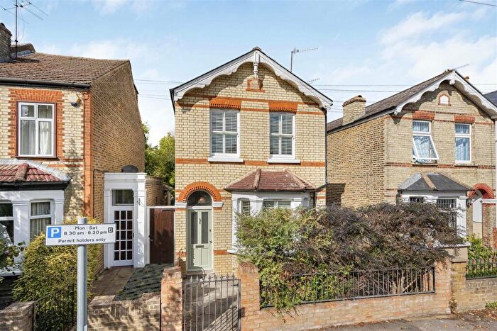 4 Bedroom Detached House For Sale In Shortlands Road, Kingston Upon Thames, KT2