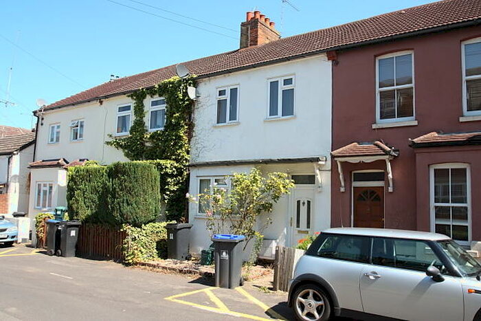 2 Bedroom Terraced House To Rent In Kings Road, Woking, GU21