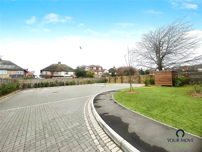 1 Bedroom Flat To Rent In Victoria Drive, Bognor Regis, West Sussex, PO21