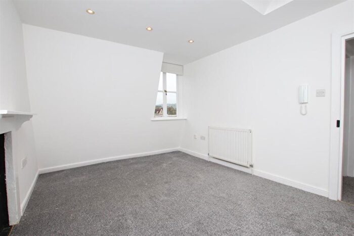 1 Bedroom Flat To Rent In Grosvenor Place, Bath, BA1
