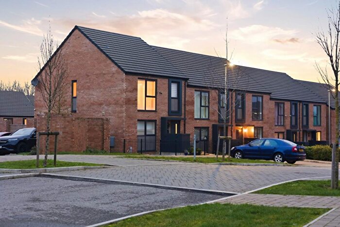 3 Bedroom End Of Terrace House For Sale In Bird House Lane, Bristol, BS13