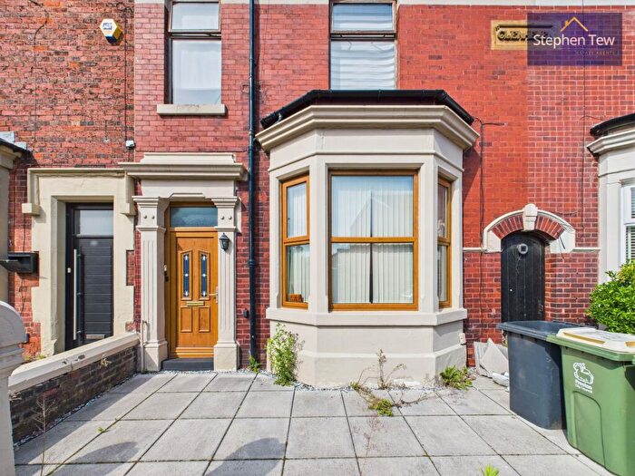 2 Bedroom Apartment To Rent In Waterloo Road, Ashton-On-Ribble, PR2