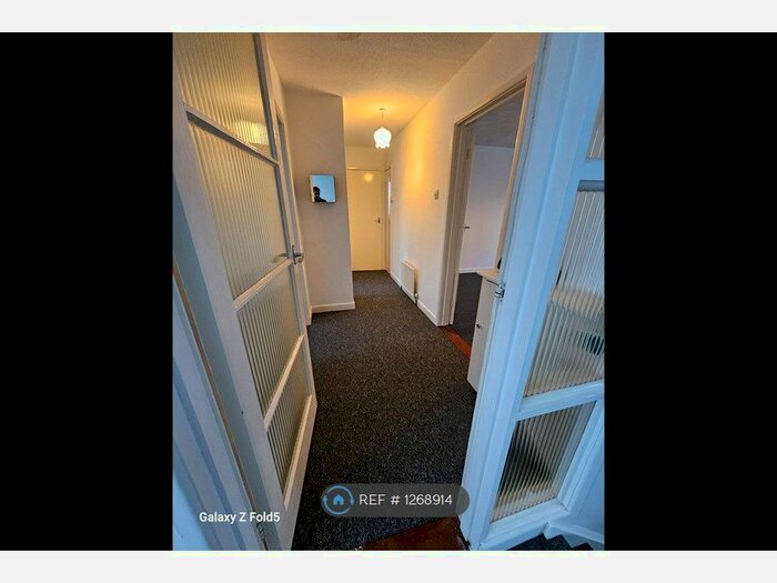 2 Bedroom Maisonette To Rent In Donton Court, Southampton, SO17