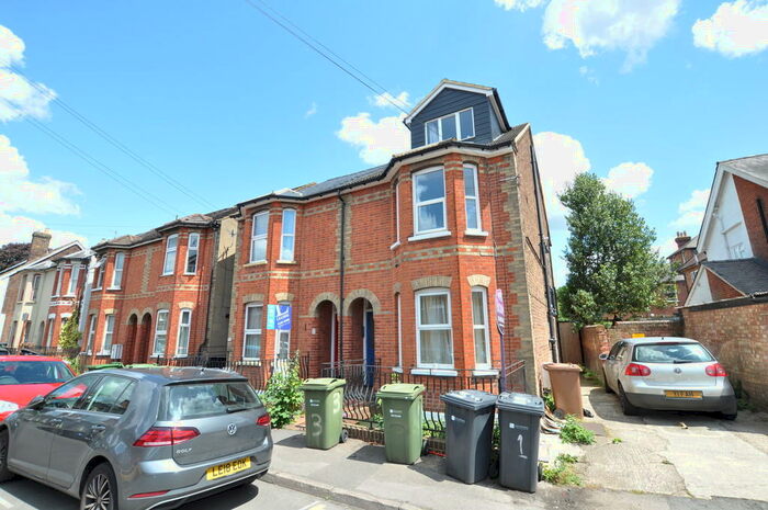 2 Bedroom Apartment To Rent In Victoria Road, GU1