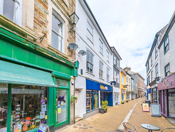 2 Bedroom Apartment To Rent In Fore Street, Liskeard, PL14
