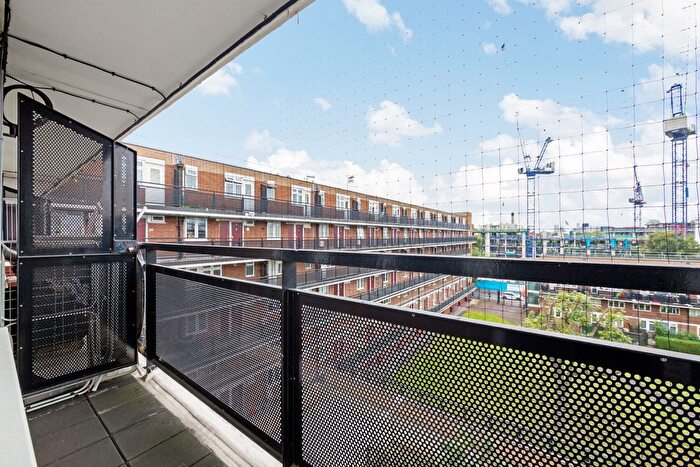 1 Bedroom Flat For Sale In Lockwood Square, London, SE16