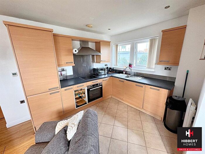 2 Bedroom Apartment To Rent In X Q Building, Salford, M5