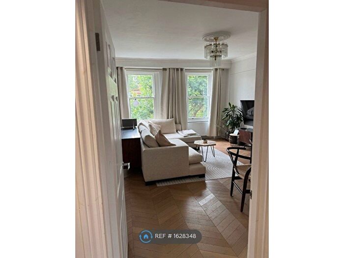 2 Bedroom Flat To Rent In Philbeach Gardens, London, SW5