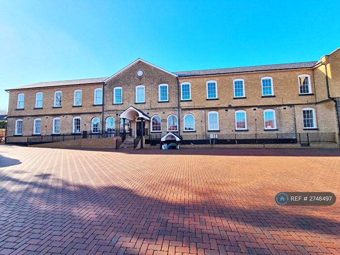 2 Bedroom Flat To Rent In The Old Barracks, Gravesend, DA12