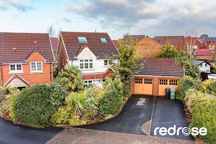 5 Bedroom Detached House For Sale In Dorset Drive, Buckshaw Village, PR7