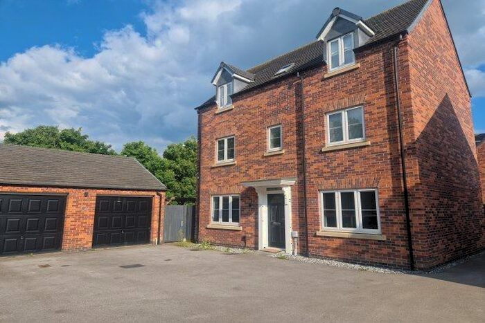 4 Bedroom Property To Rent In Twickenham Road, Nottingham, NG17