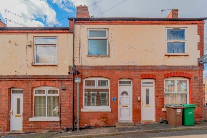 2 Bedroom Terraced House To Rent In Saint Pauls Terrace, Nottingham, NG7