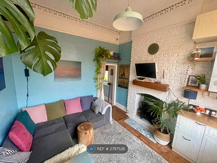 1 Bedroom Flat To Rent In Auckland Road, London, SE19