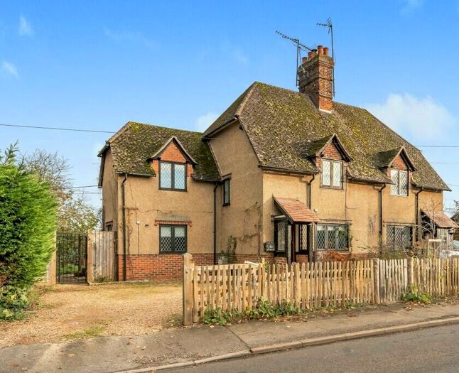 3 Bedroom Semi-Detached House For Sale In Oxford Road, Clifton Hampden, Abingdon, Oxfordshire, OX14