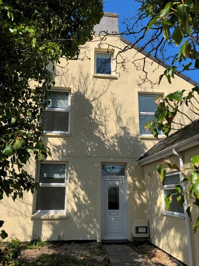 3 Bedroom End Of Terrace House To Rent In Thomas Street, Holyhead, LL65