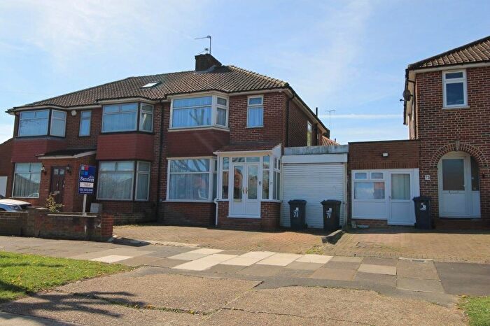 3 Bedroom Semi-Detached House To Rent In Whitton Avenue East, Greenford, UB6