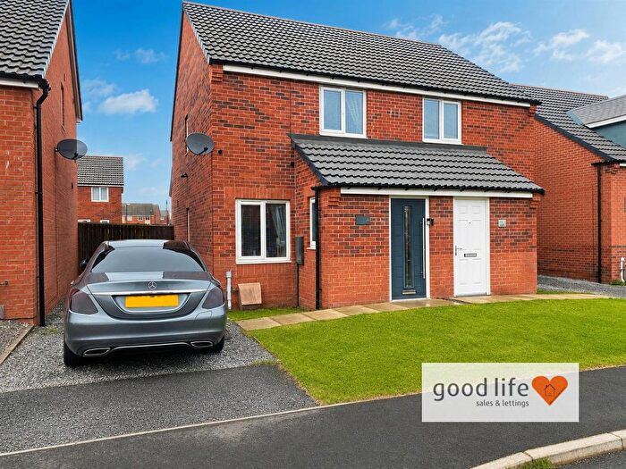 2 Bedroom Semi-Detached House For Sale In Friar Road, Ford Estate, Sunderland, SR4