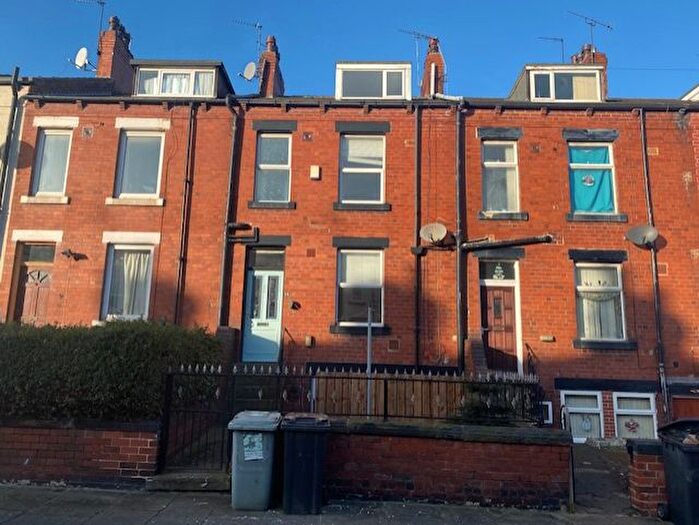 2 Bedroom Terraced House To Rent In Longroyd Avenue, Leeds, LS11