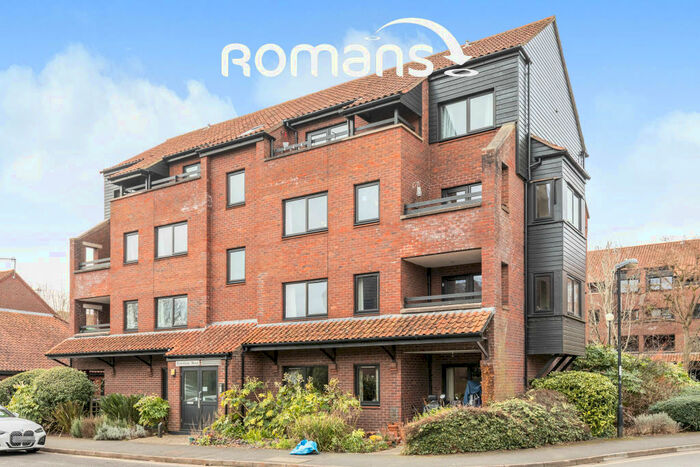 2 Bedroom Apartment To Rent In Rownham Mead, Hotwells, BS8