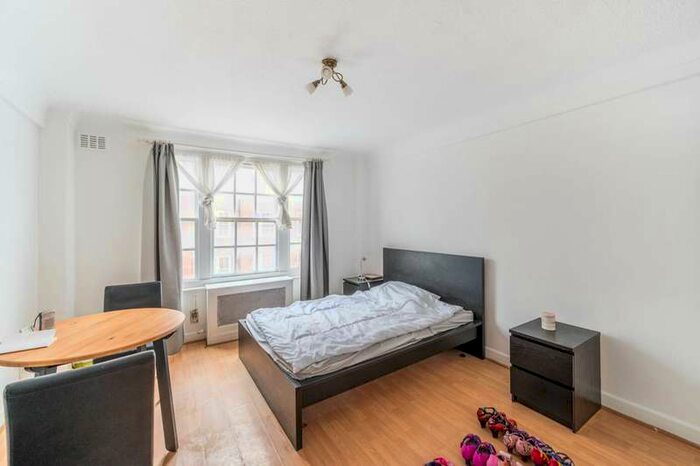 Flat To Rent In Park West, Hyde Park Estate, W2