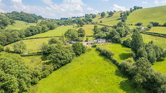 3 Bedroom Cottage For Sale In Pen-Y-Garnedd, Llanrhaeadr Ym Mochnant, Oswestry, SY10