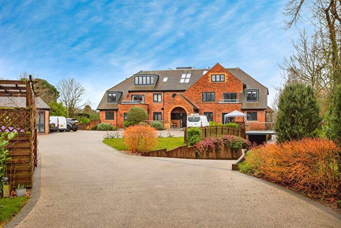 2 Bedroom Apartment For Sale In Nicker Hill, Keyworth, Nottingham, NG12