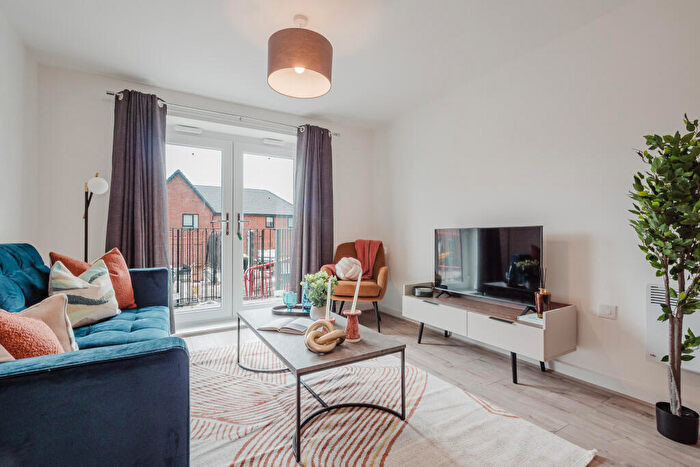 2 Bedroom Apartment To Rent In Barnabas Drive, Salford, M6