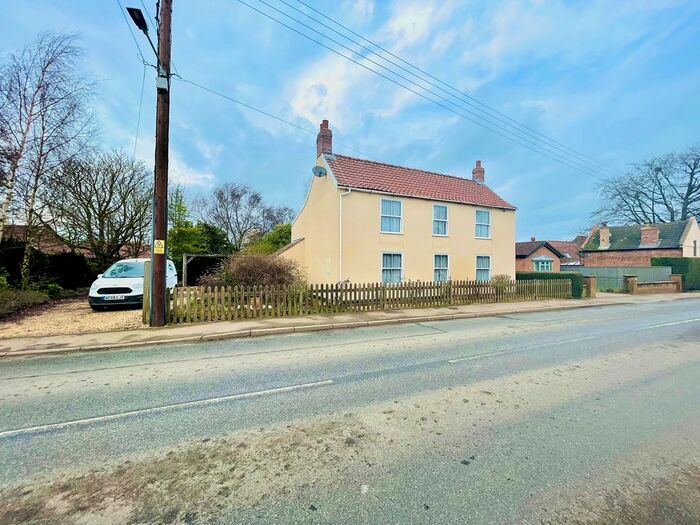 3 Bedroom Detached House To Rent In Main Street, Gedney Dyke, Spalding, PE12