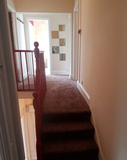 6 Bedroom Semi-Detached House To Rent In St. Marys Road, Oxford, OX4