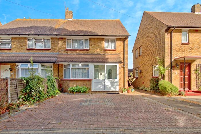3 Bedroom Semi-Detached House For Sale In St. Lukes Road, Southend-on-Sea, Essex, SS2