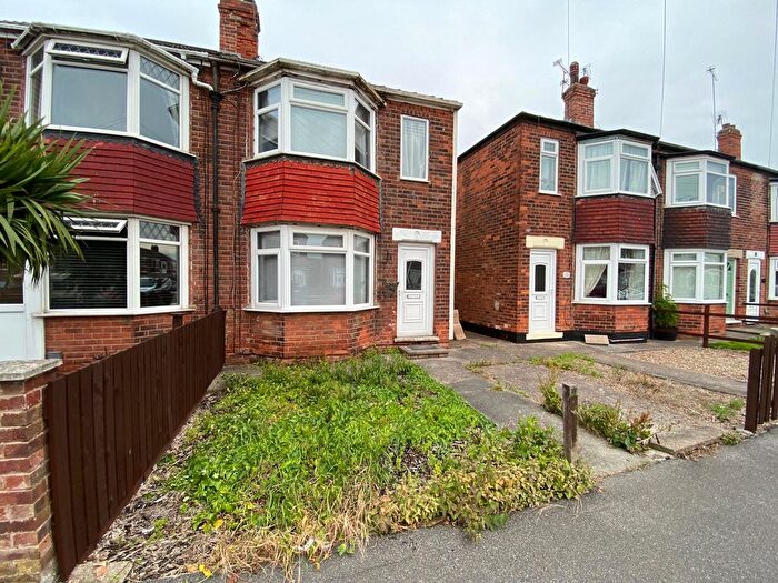 2 Bedroom End Of Terrace House To Rent In Brendon Avenue, Kingston Upon Hull, HU8