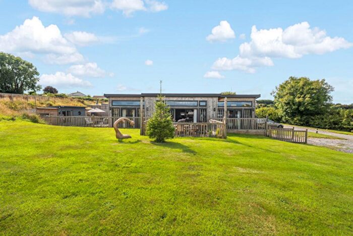 2 Bedroom Detached House For Sale In Pensilva, Liskeard, PL14
