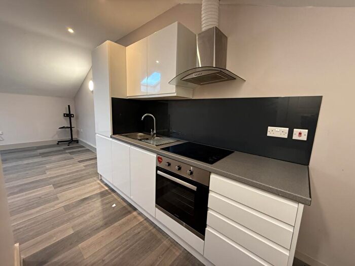 Flat To Rent In Quilters Way, Stoke Mandeville, Aylesbury, HP22