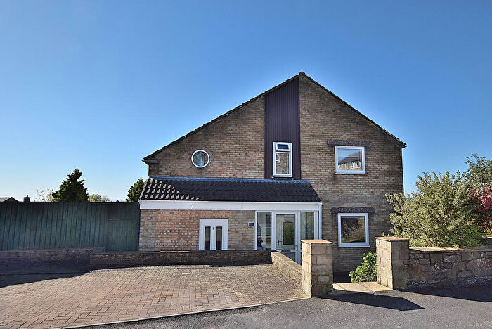 4 Bedroom Semi-Detached House For Sale In Shawcroft Court, Richmond, DL10
