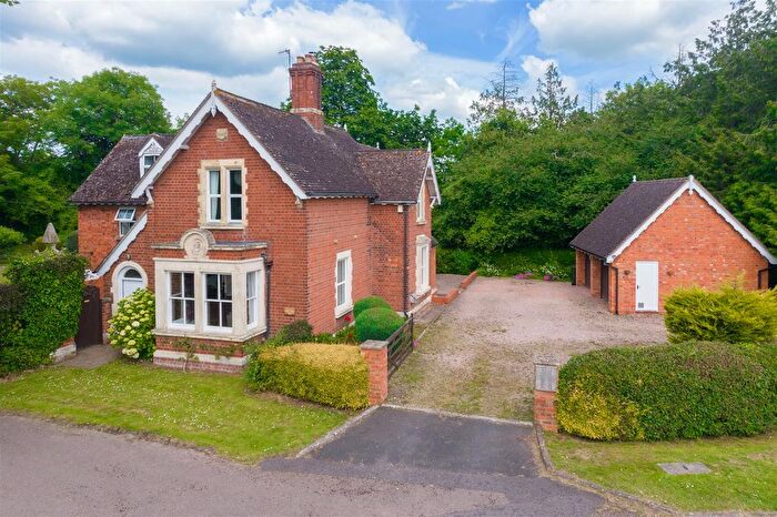 5 Bedroom Detached House For Sale In Blackmore End, Hanley Swan, Worcester, WR8