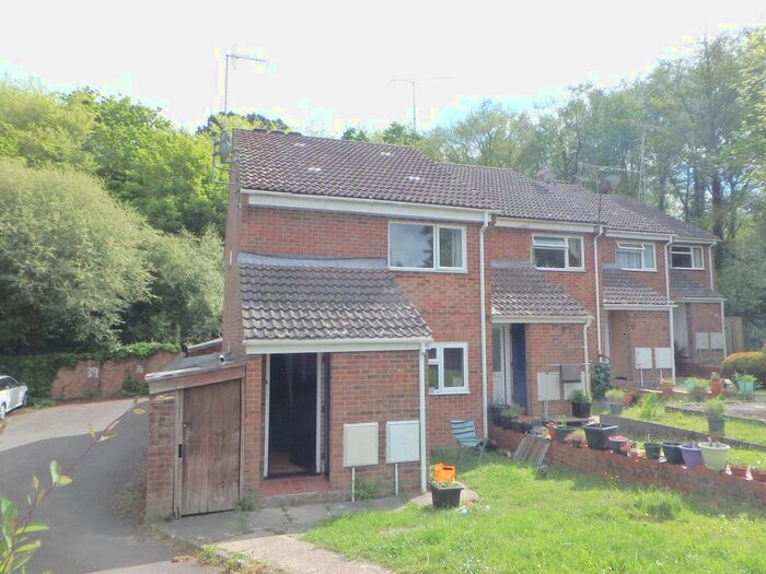 1 Bedroom Flat To Rent In Corsair Drive, Dibden, Southampton, SO45