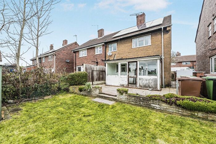 3 Bedroom Semi-Detached House For Sale In Rose Avenue, Upton, Pontefract, WF9