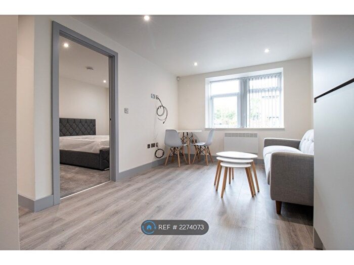 1 Bedroom Flat To Rent In Stanningley Road, Pudsey, LS28