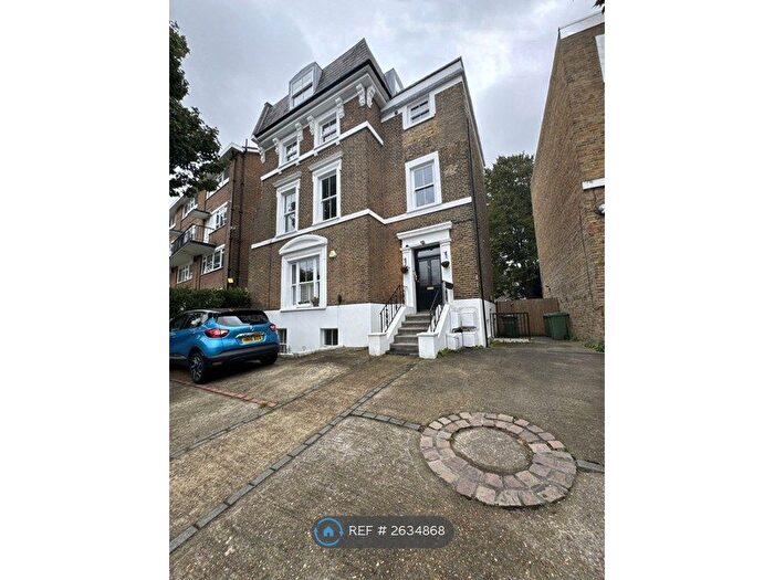 2 Bedroom Flat To Rent In Wellington Gardens, London, SE7