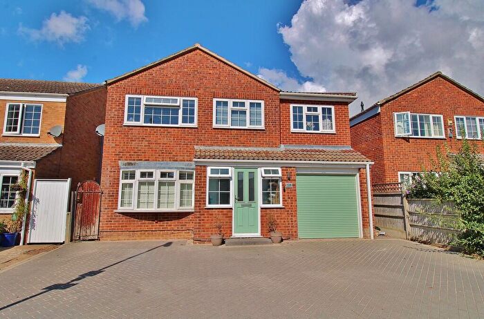 4 Bedroom Detached House For Sale In Plymouth Drive, Stubbington, PO14