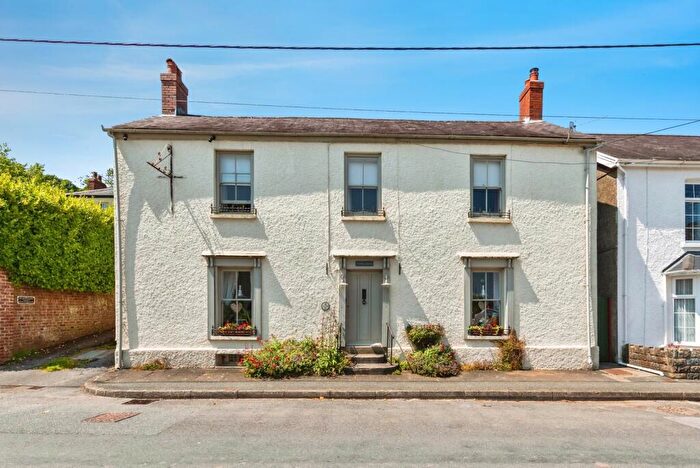 4 Bedroom Detached House For Sale In Llansteffan, Carmarthen, Carmarthenshire, SA33