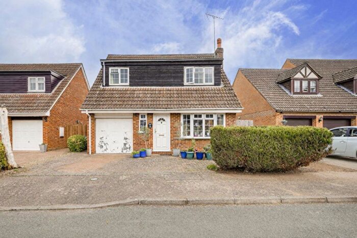 4 Bedroom Detached House For Sale In Shepherds Mead, Leighton Buzzard, LU7