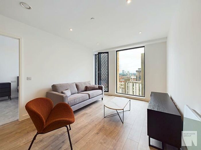 2 Bedroom Apartment To Rent In Victoria House :: Ancoats, M4