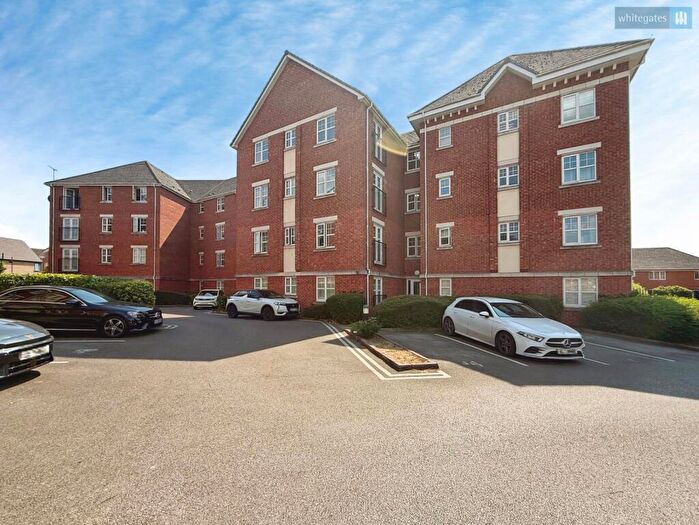 2 Bedroom Apartment For Sale In Dale Way, Crewe, Cheshire, CW1