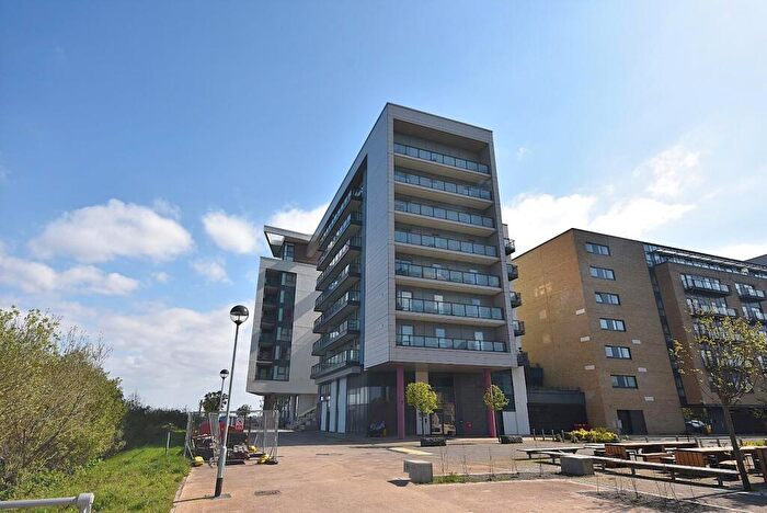 2 Bedroom Apartment For Sale In Eddystone House, Ferry Court, Cardiff, CF11