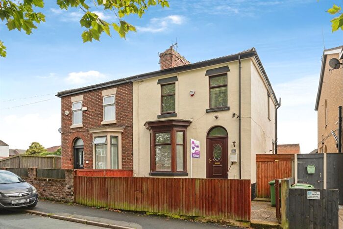 3 Bedroom Semi-Detached House For Sale In Victoria Road, Tranmere, Birkenhead, CH42