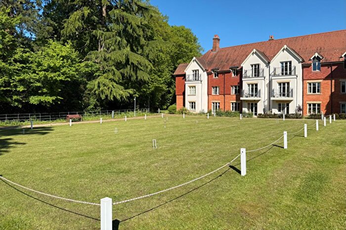 2 Bedroom Property For Sale In Garnier Drive, Bishopstoke Park, SO50
