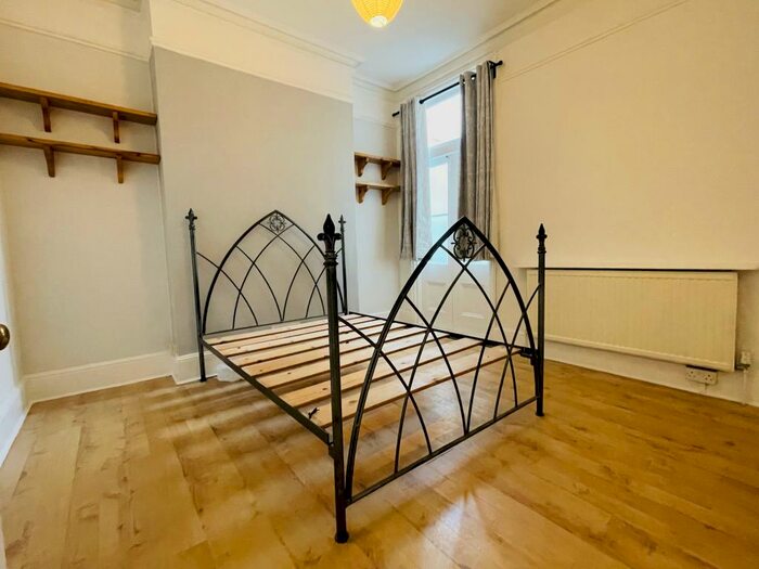 2 Bedroom Flat To Rent In Parchmore Road, CR7