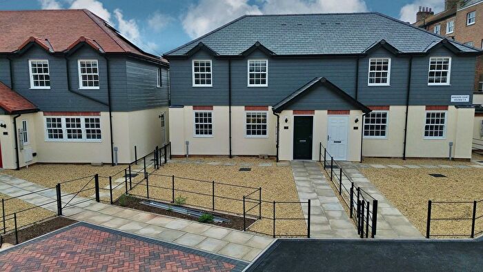 3 Bedroom Semi-detached House To Rent In The Crescent, Taunton, TA1